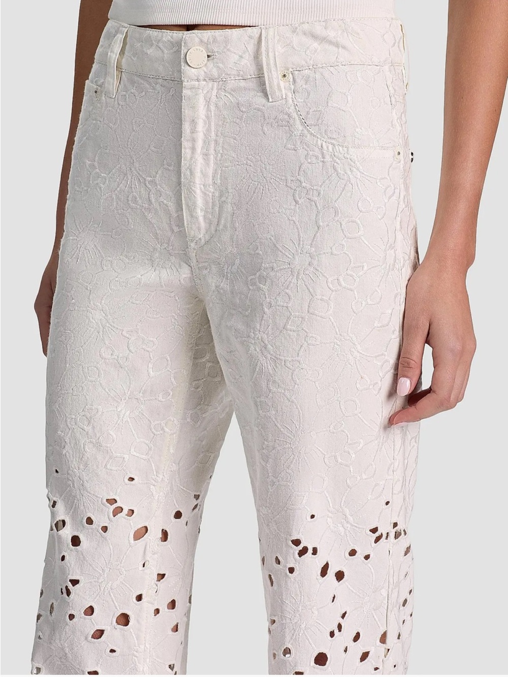 Alice + Olivia Floral Embroided High Rise Jeans - Picture 3 of 9